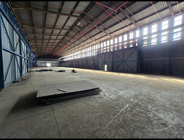 2,601M² WAREHOUSE TO LET IN TUNNEY